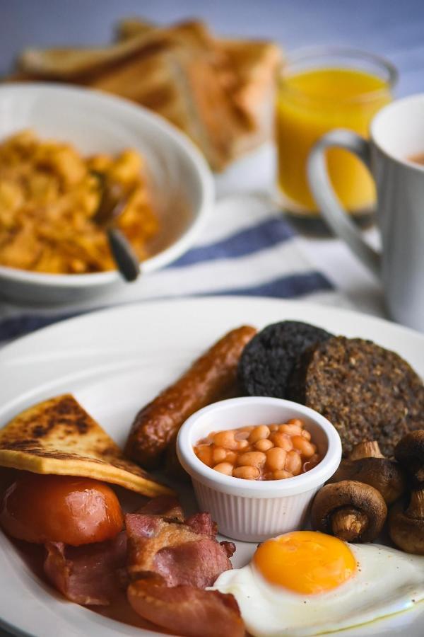 Cairn Hotel Bathgate Luaran gambar
