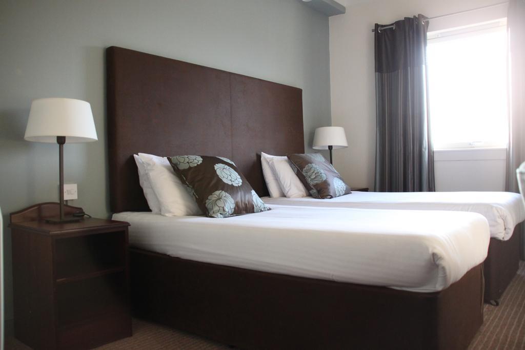 Cairn Hotel Bathgate Luaran gambar