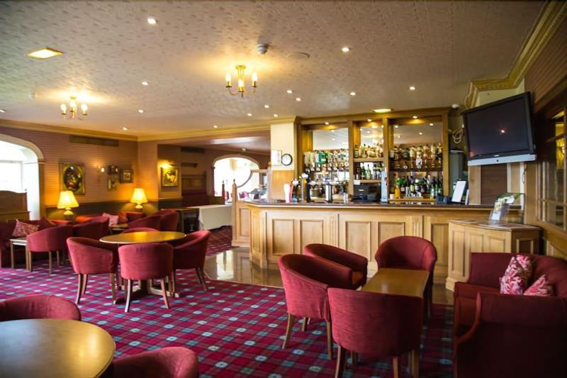 Cairn Hotel Bathgate Luaran gambar